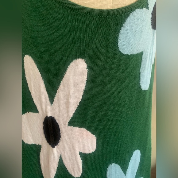 Modcloth retro daisy sweater dress - Picture 6 of 10